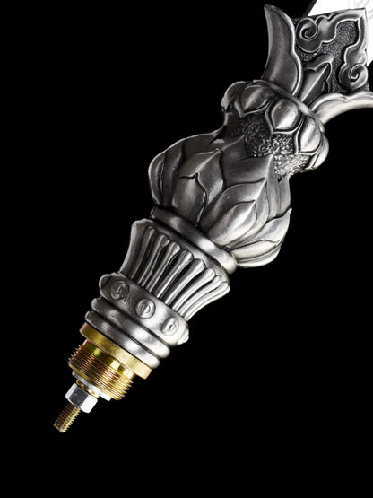 Eighteen weapons: Lotus Spear 444