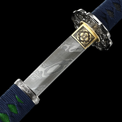 Hand forging Damascus steel with twisted patterns to make green sheaths--S2081