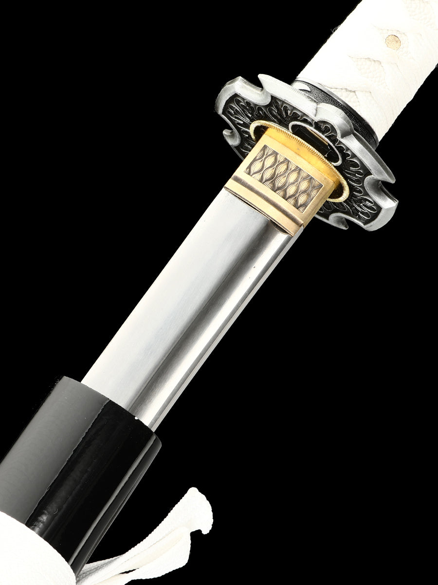 Japanese samurai sword made of 1095 steel