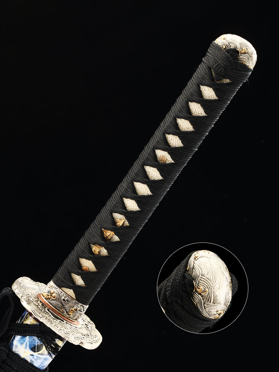 Authentic Japanese knife made of T10 steel, with a blade made of clamped steel, hand forged and sharpened, high-end collectible(77)