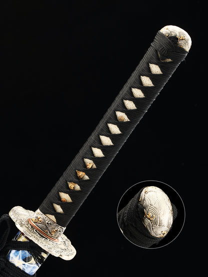 Authentic Japanese knife made of T10 steel, with a blade made of clamped steel, hand forged and sharpened, high-end collectible(77)