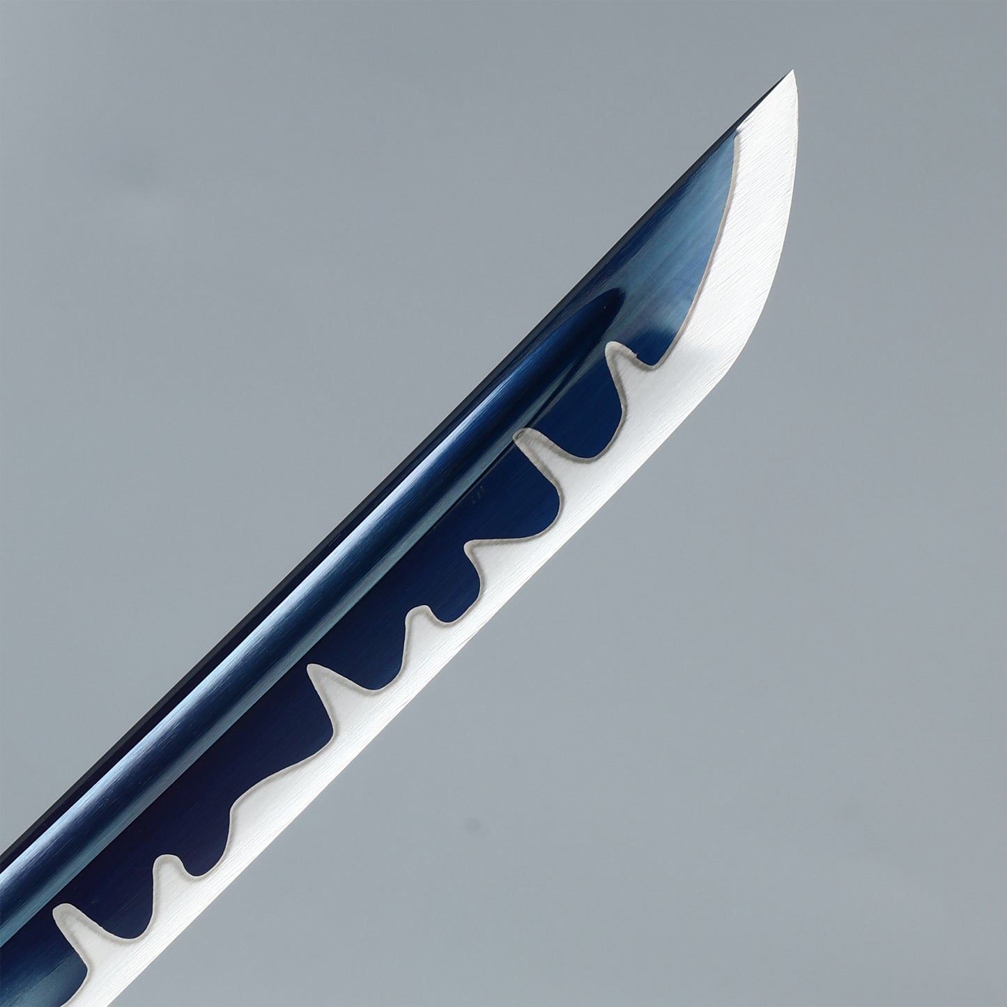 (3)The real katana sword with the blue body tachi