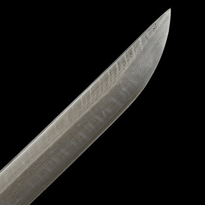 Hand forging Damascus steel feather pattern to make yellow sheath