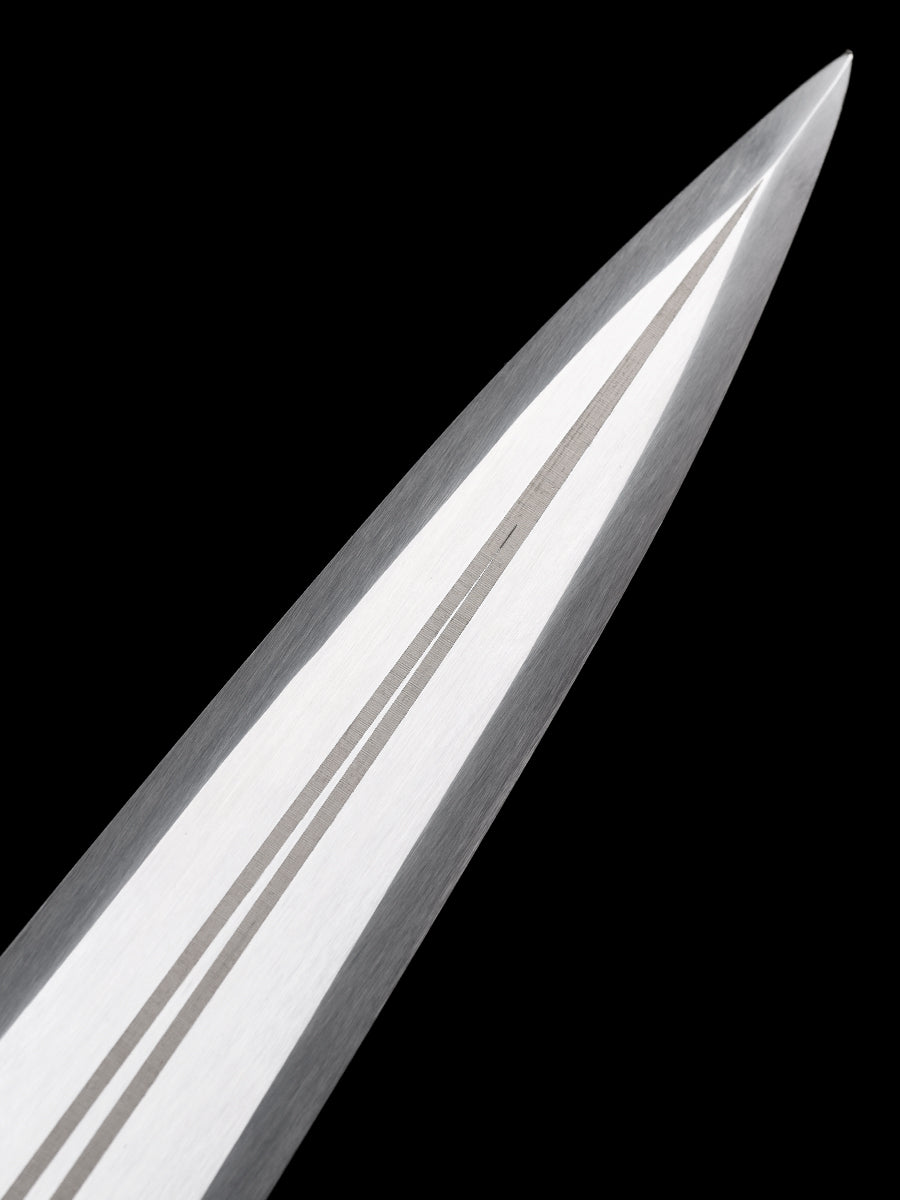 Eighteen weapons: Overlord Spear