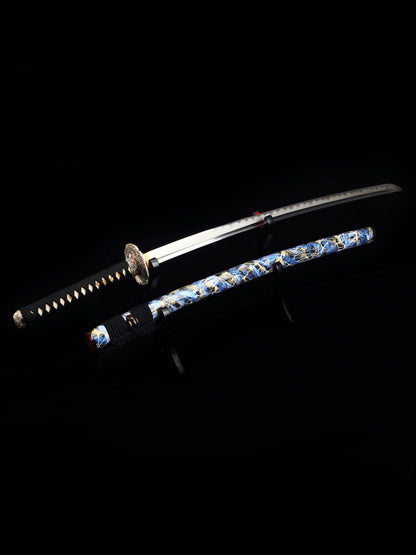 Authentic Japanese knife made of T10 steel, with a blade made of clamped steel, hand forged and sharpened, high-end collectible(77)