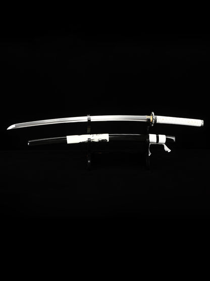 Japanese samurai sword made of 1095 steel