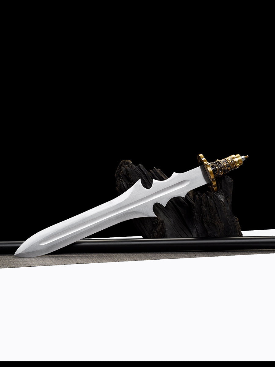 Eighteen weapons for decoration and collection, Dragon Gallbladder Bright Silver Spear