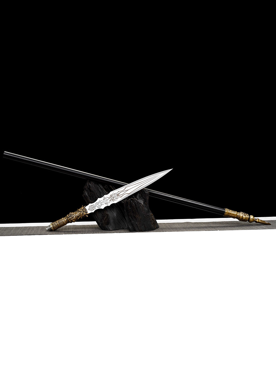 Eighteen weapons decoration collection: God killing spear