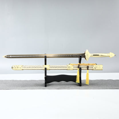 A 1095 steel sword from the Han Dynasty handmade in China, imitating a golden sword, used for collection and gift giving