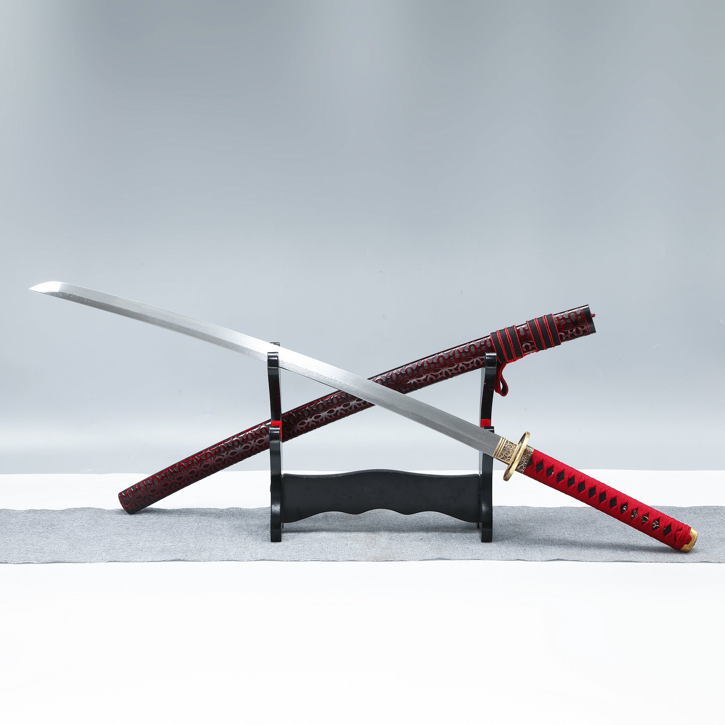 Katana Sword Real Rayskin Hardwood Saya Handmade Japanese Samurai Sword Can Chop Bamboo red folded steel