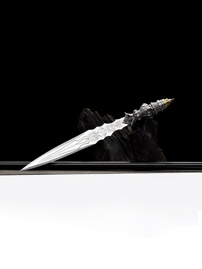 Eighteen weapons: Lotus Spear 444