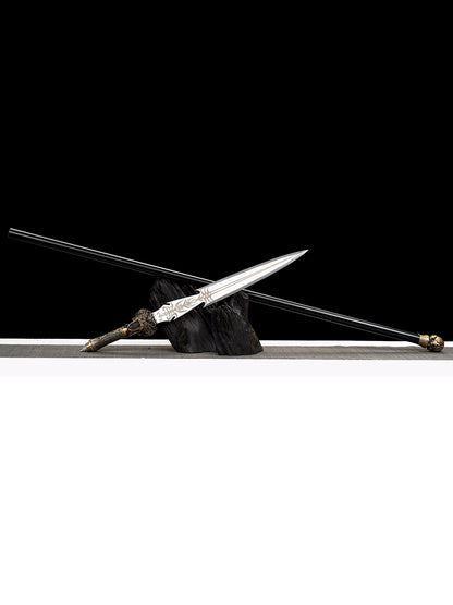 Eighteen weapons: Overlord Spear