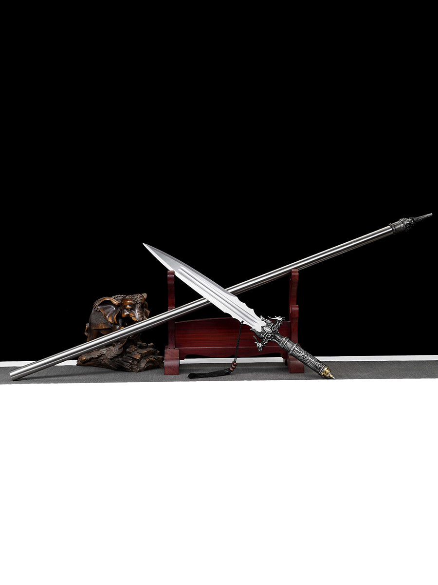 Eighteen weapons: Dragon Gallbladder Bright Silver Spear